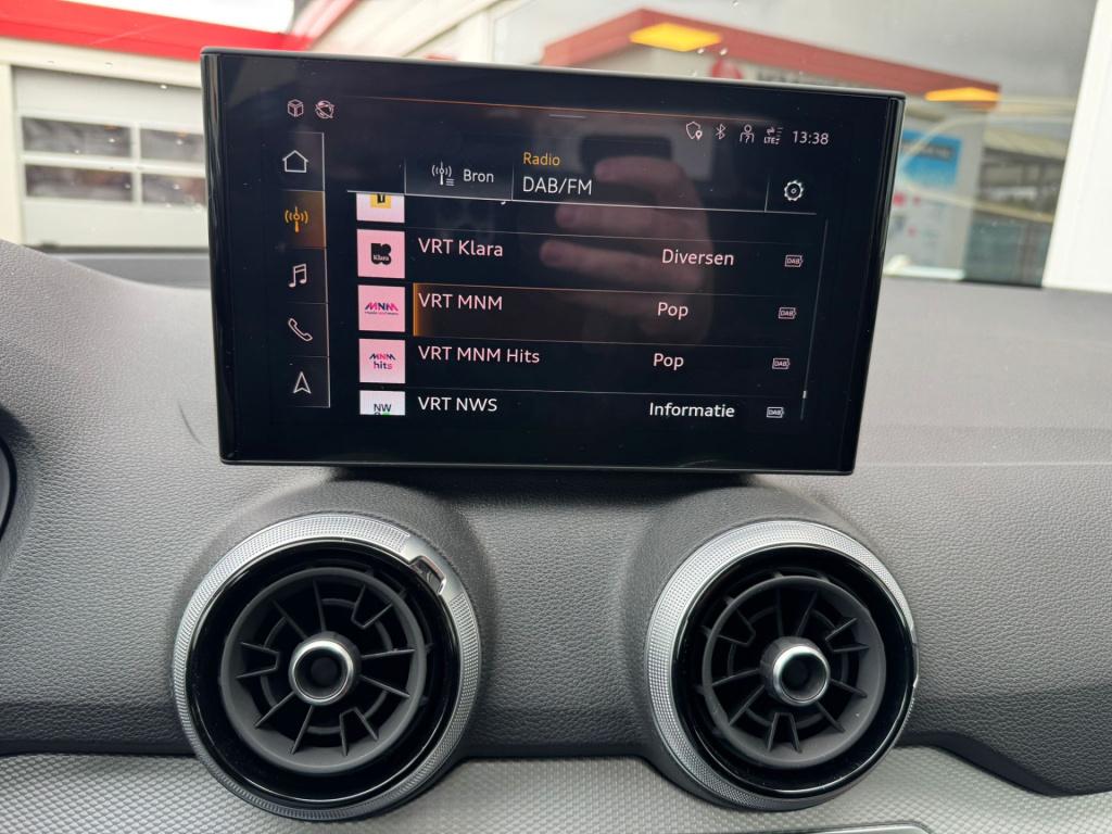 Audi Q2 35 tfsi s edition