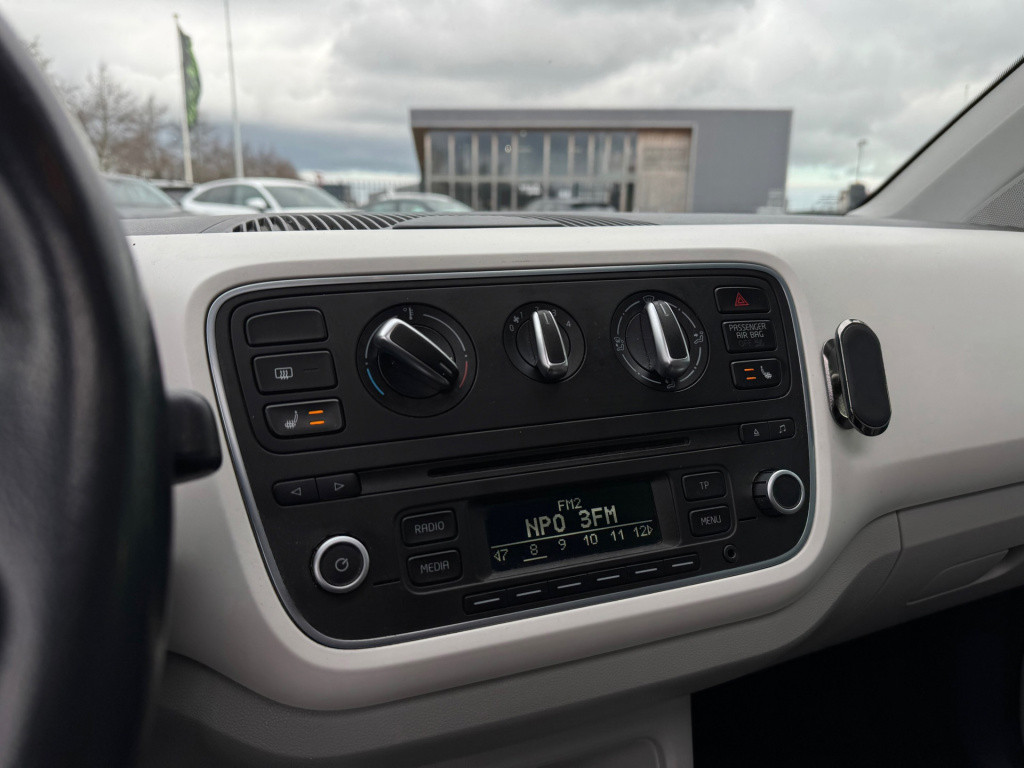 Seat Mii 1.0 style chic * panoramadak * stoelverwarming