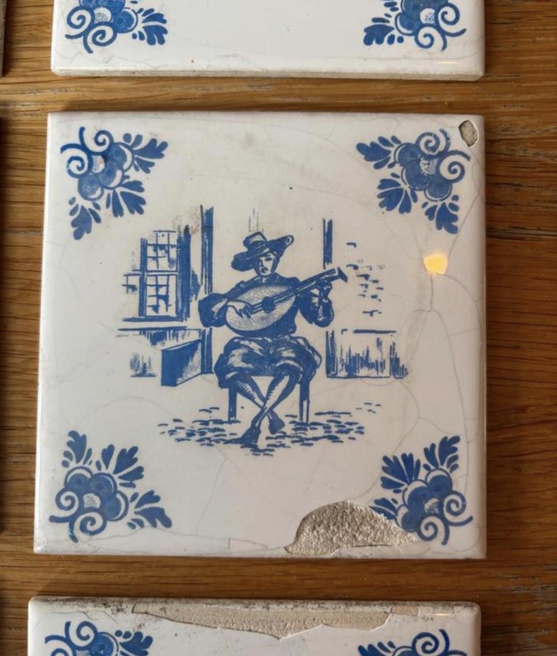 Set van 8 Villeroy & Boch Mettlach Tegels - Saar 1947