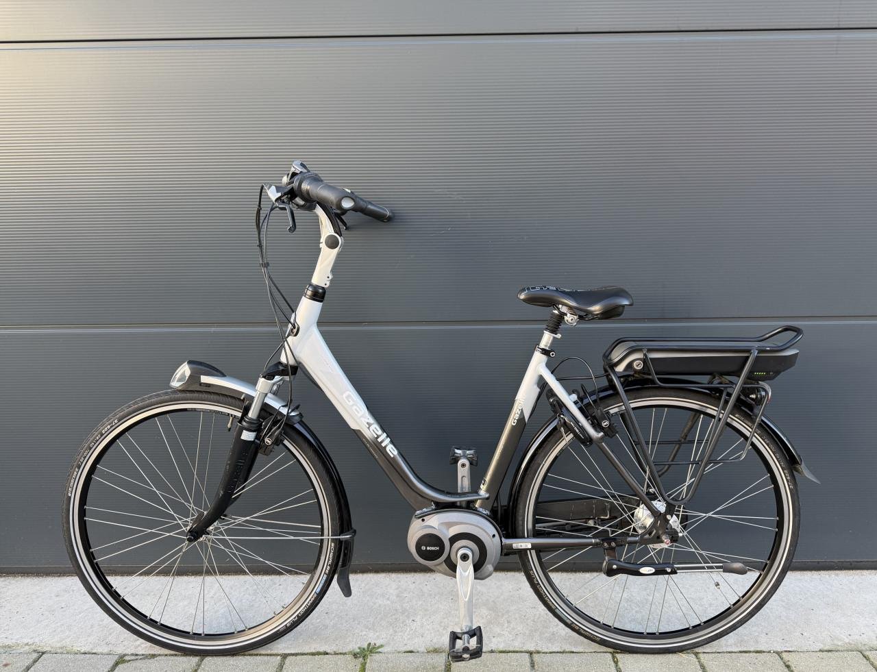 Gazelle Orange middenmotor elektrische fiets 400WH