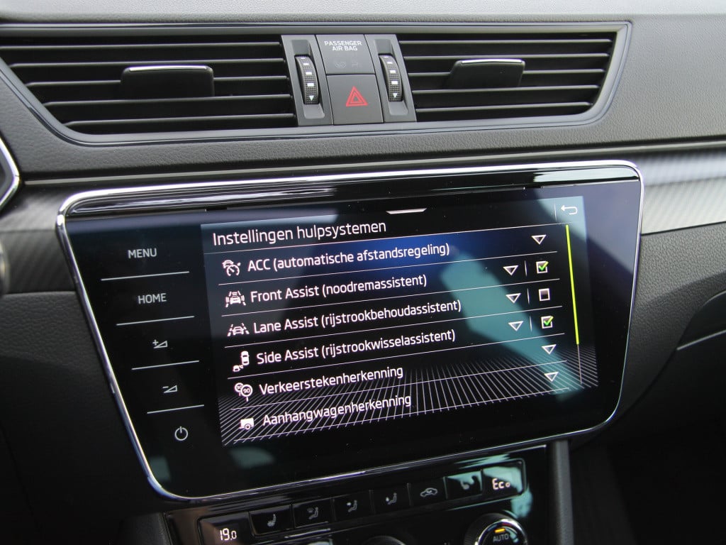 Skoda Superb combi 1.4 tsi iv 218pk sportline | pano dak | trekhaak