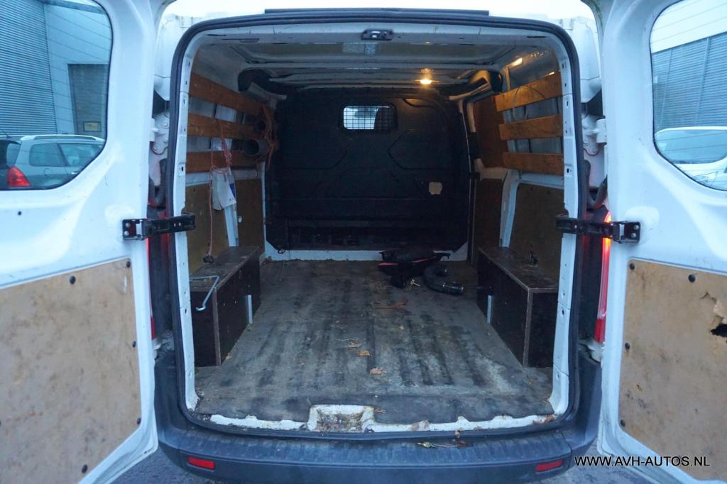 Ford Transit Custom 270 2.2 tdci l1h1 trend, turbo defect!!