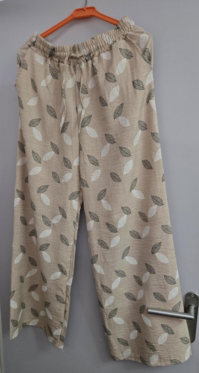 Broek met wijde pijpen, maat M/L