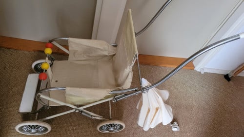 Antieke wandelwagen