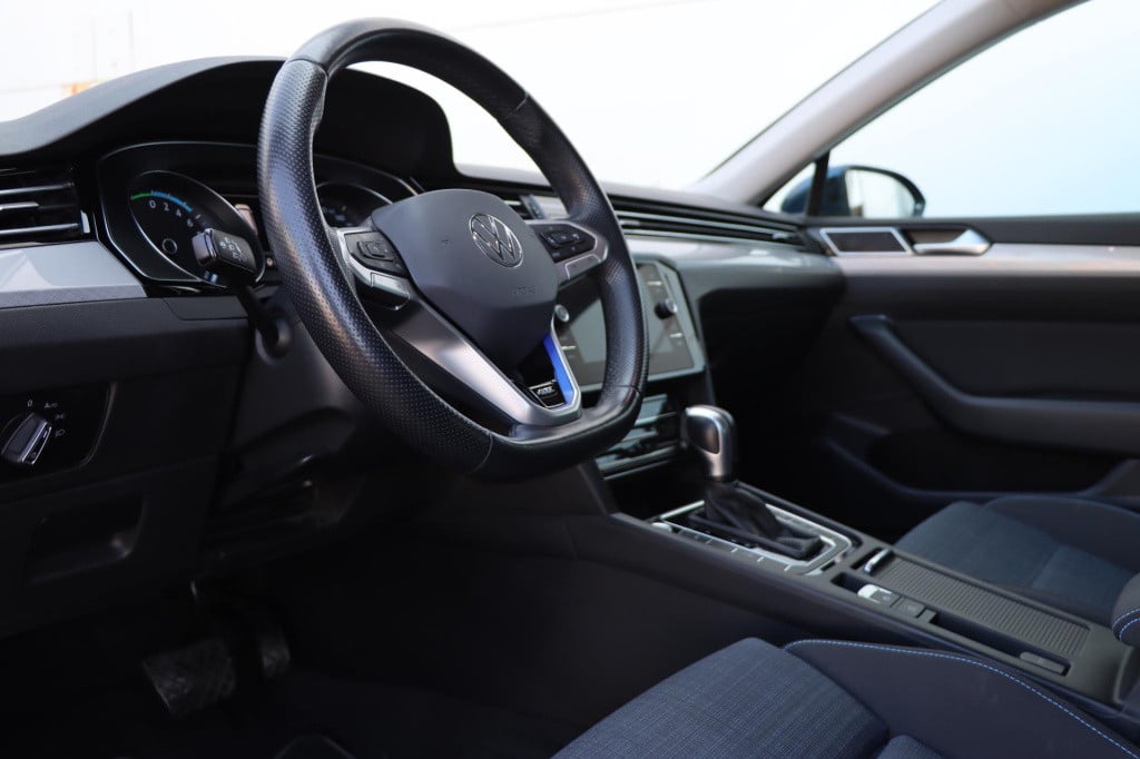 Volkswagen Passat variant 1.4 tsi phev gte business 218pk dsg6