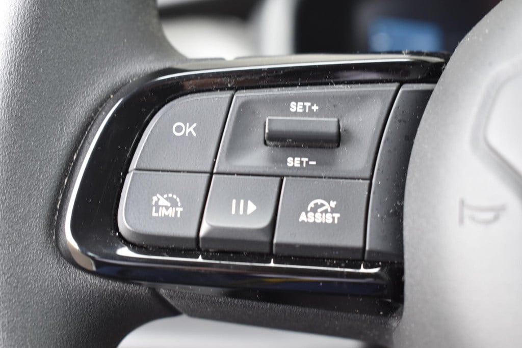Jeep Avenger longitude 54 kwh | navi | lmv | cruise | apple carplay / andro