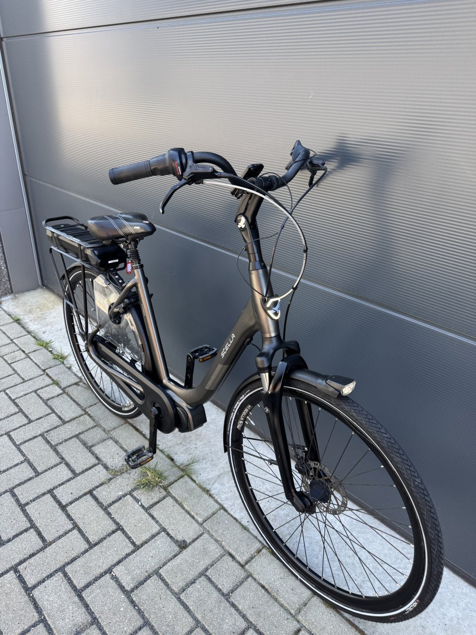 Stella Livorno middenmotor elektrische fiets 500WH