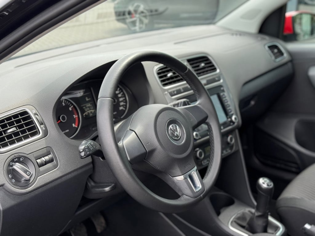 Volkswagen Polo 1.2 tsi highline * panoramadak * cruise control * stoelverw