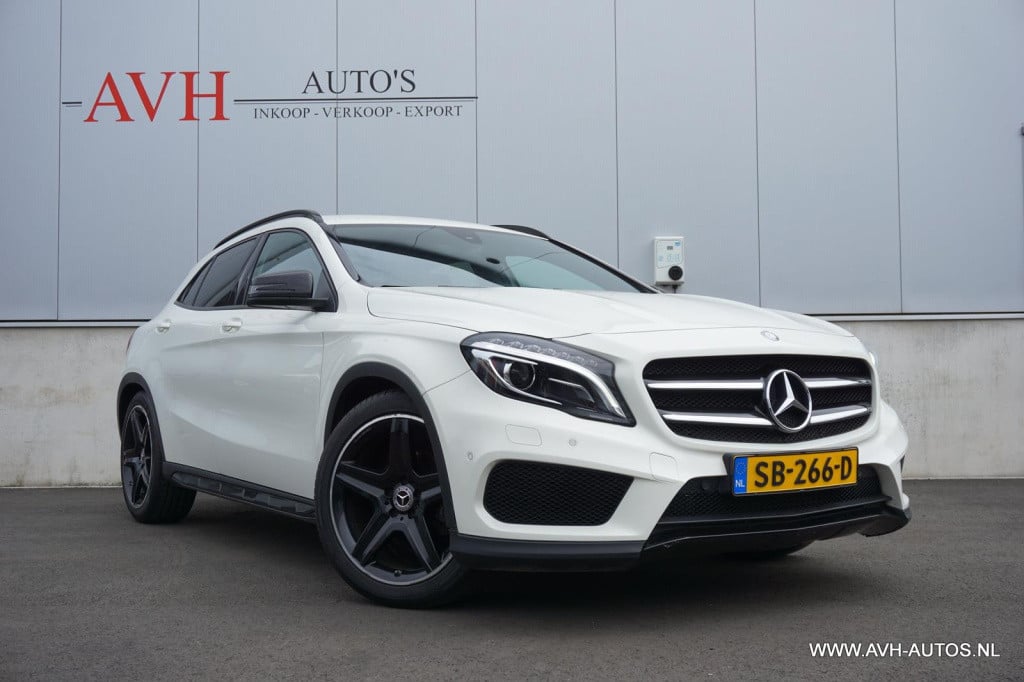 Mercedes-Benz Gla-klasse 180 business solution amg