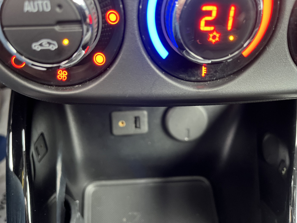 Opel Adam 1.2 glam