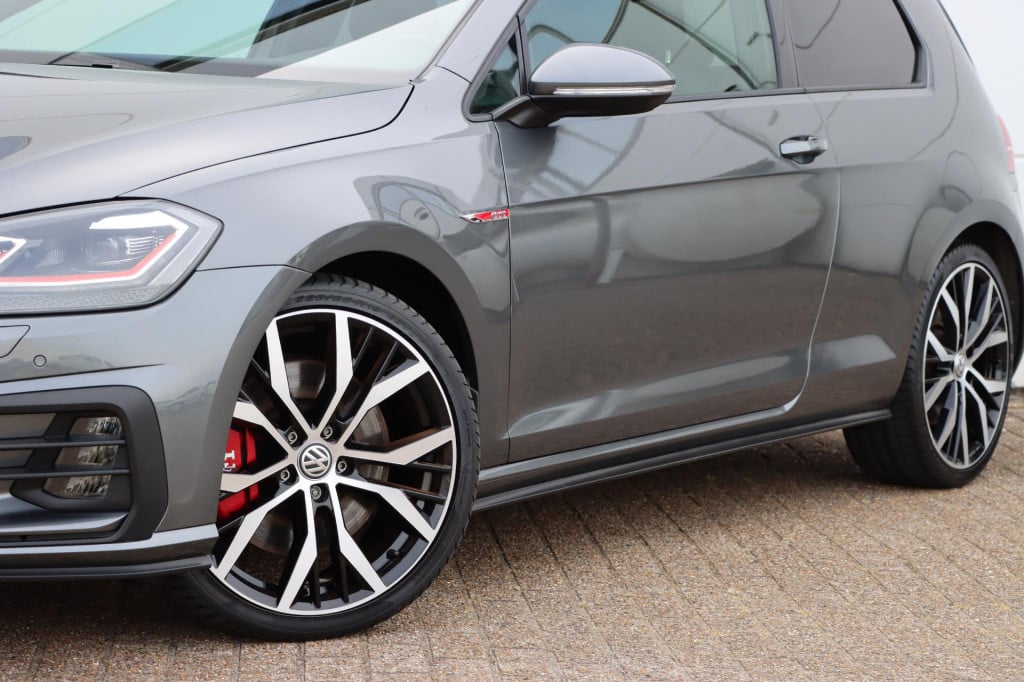 Volkswagen Golf gti 2.0 tsi performance 245pk dsg7