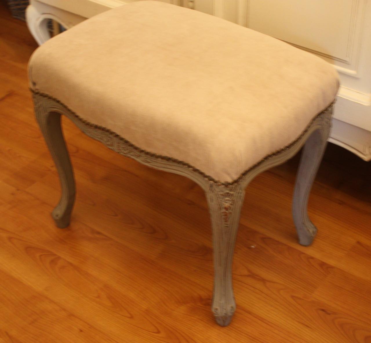 Poef voetenbankje krukje brocante style