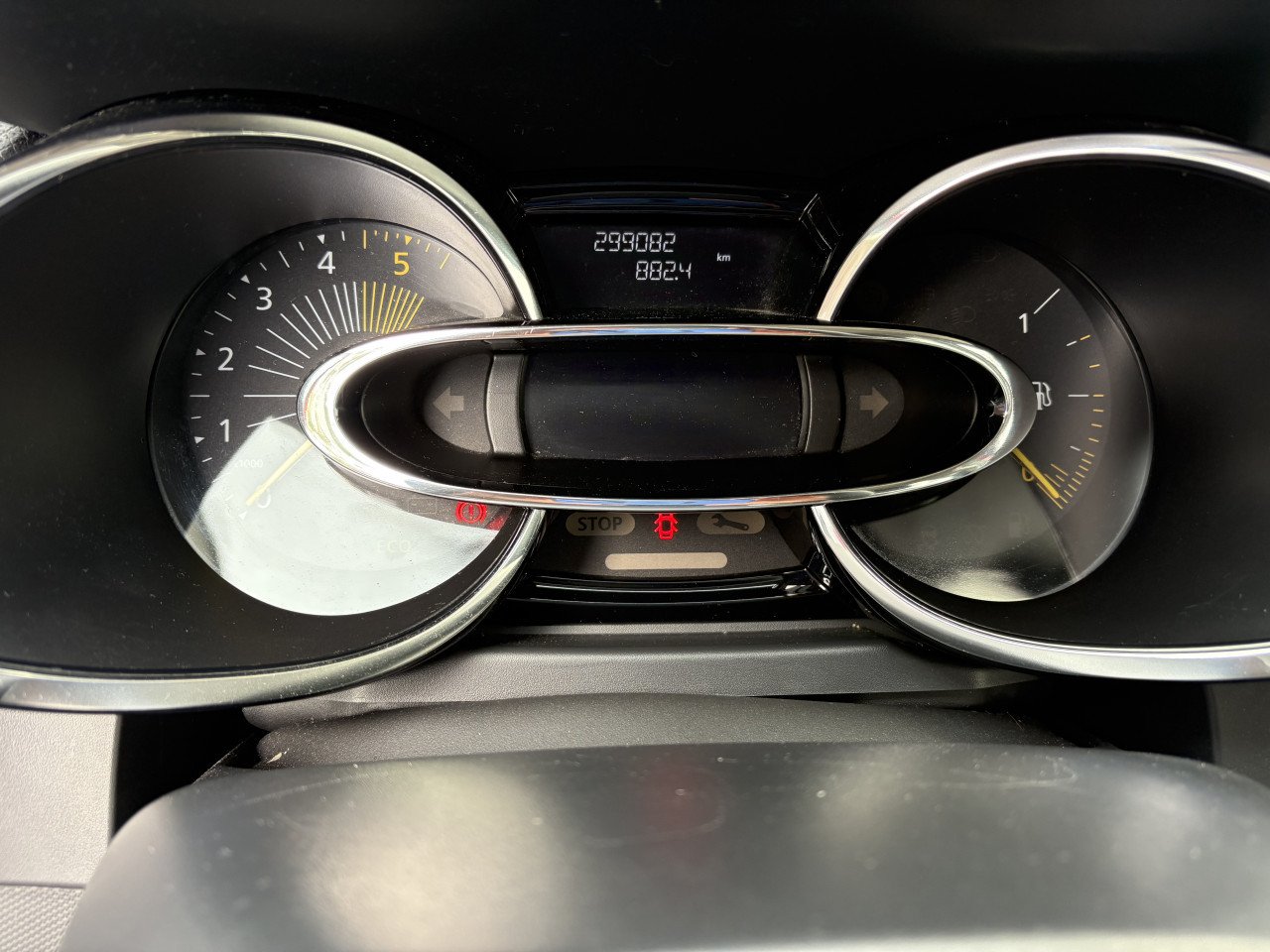 Renault Clio 1.5 DCI 66KW 5-DRS 2015 Rood