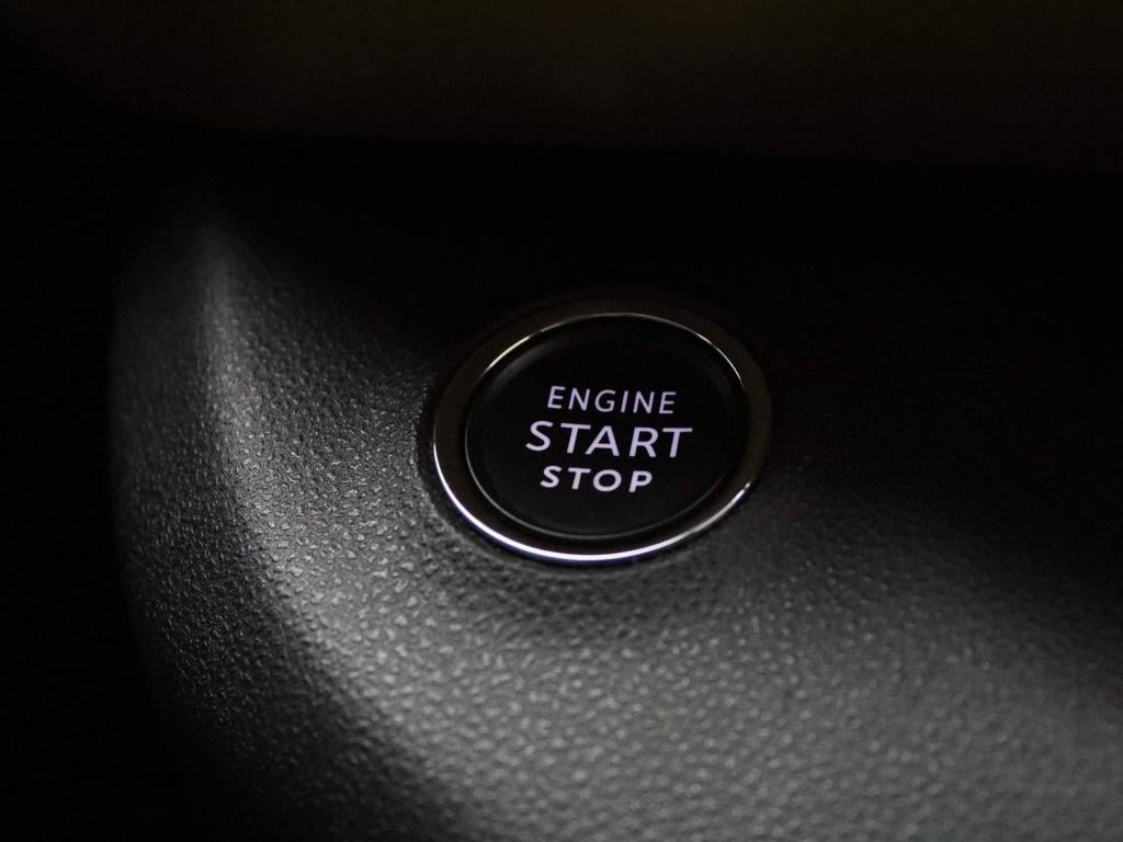 Jeep Avenger 1st edition 54 kwh | full option | navigatie | climate control