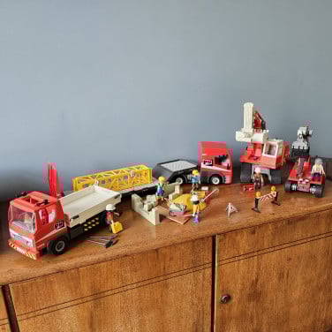 Playmobil vrachtwagen dieplader graafmachine bouwplaats