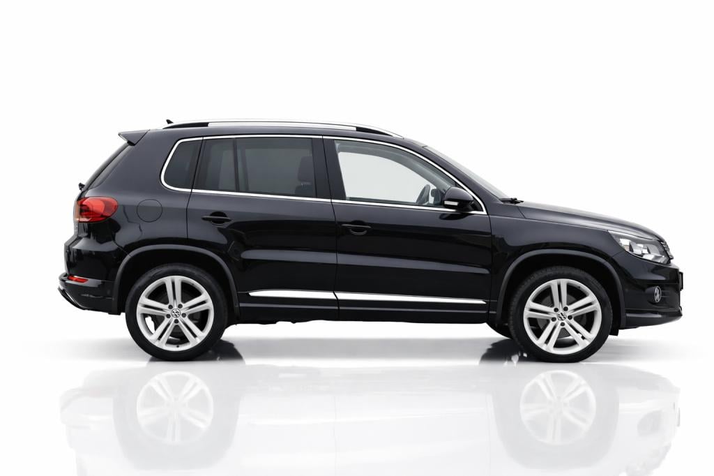 Volkswagen Tiguan 1.4 tsi r-line lm | trekhaak | xenon | led | stoelverwarm
