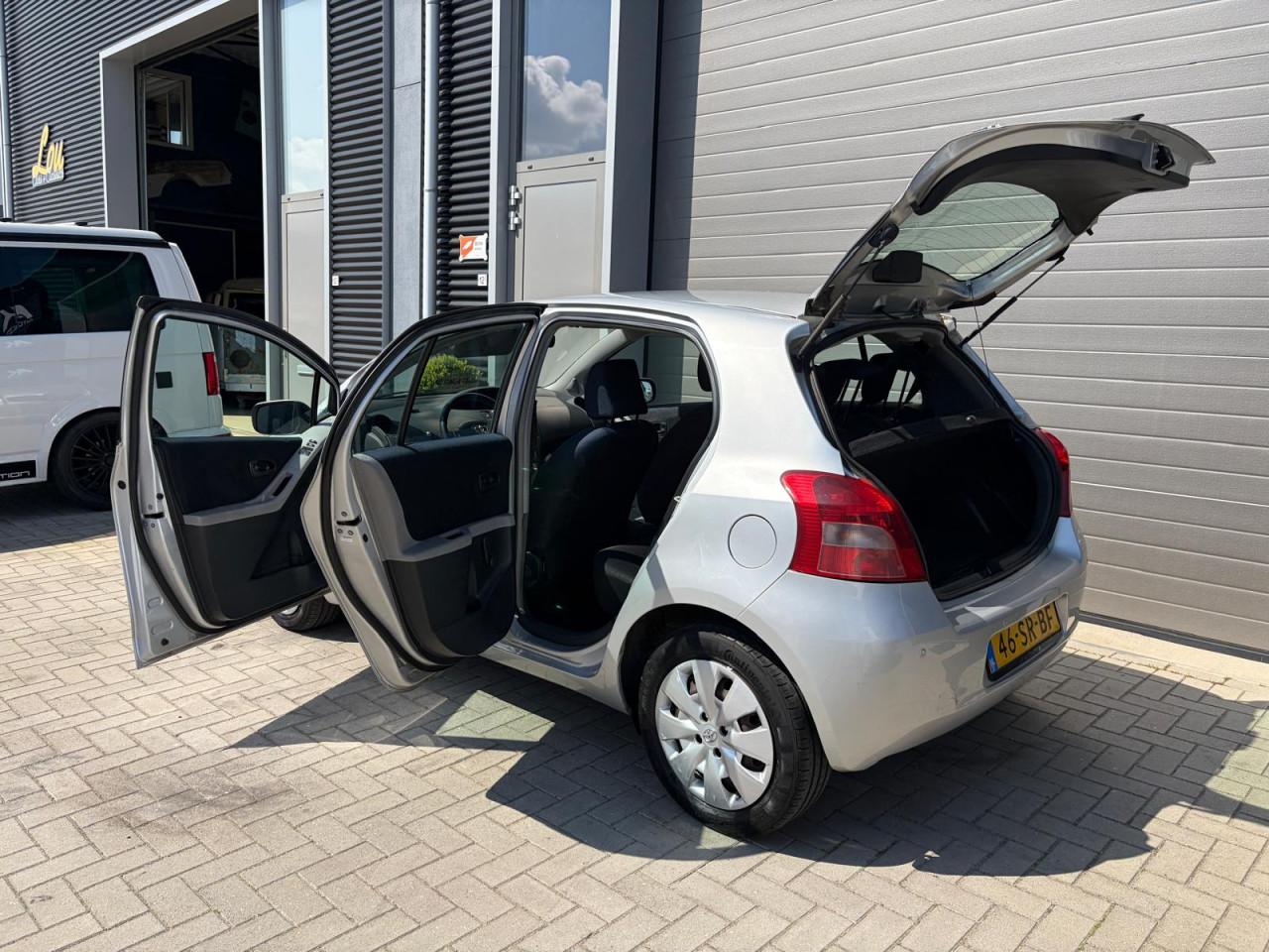 Toyota Yaris 1.3 VVTi Sol MMT/120.000 NAP/Airco/Automaat/
