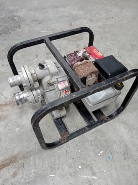 Waterpomp benzine