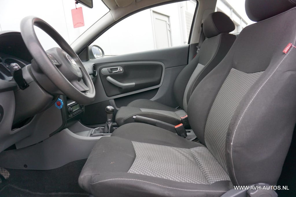 Seat Ibiza 1.6-16v freestyle