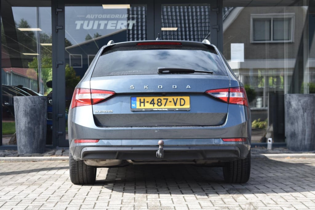 Skoda Superb combi 1.5 tsi act | trekhaak | virtual cockpit | canton | stoe