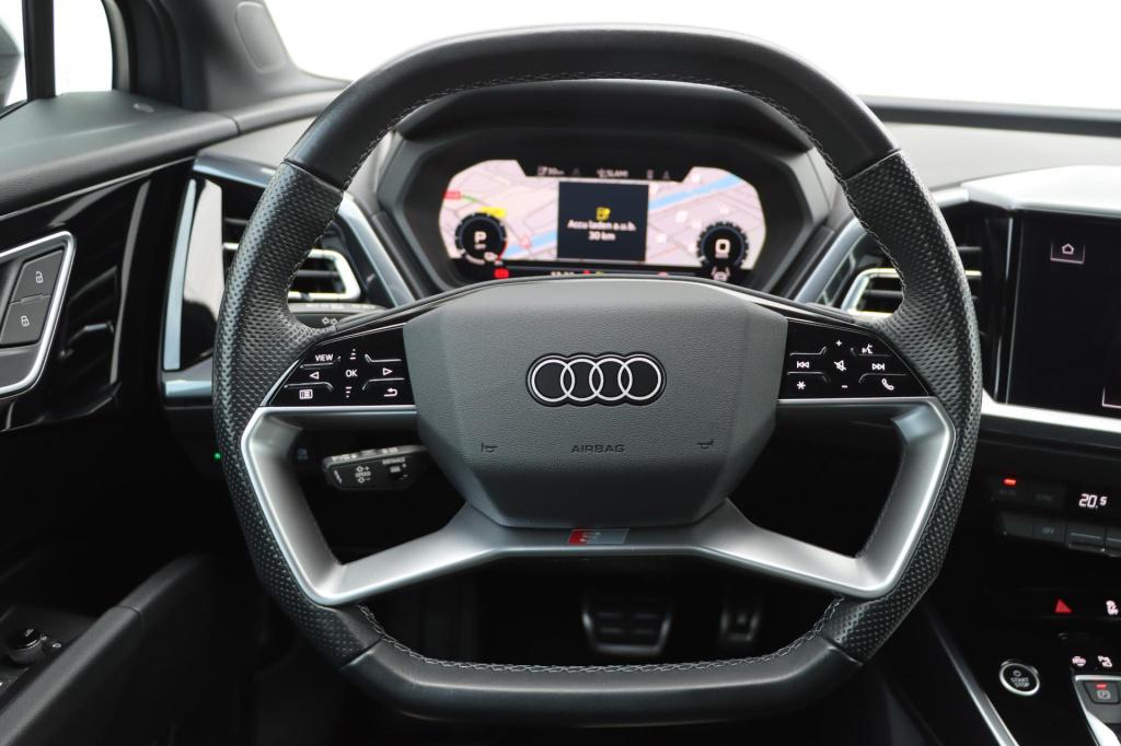 Audi Q4 E-tron 50 quattro s edition 77 kwh 299pk | soh 94,4% |