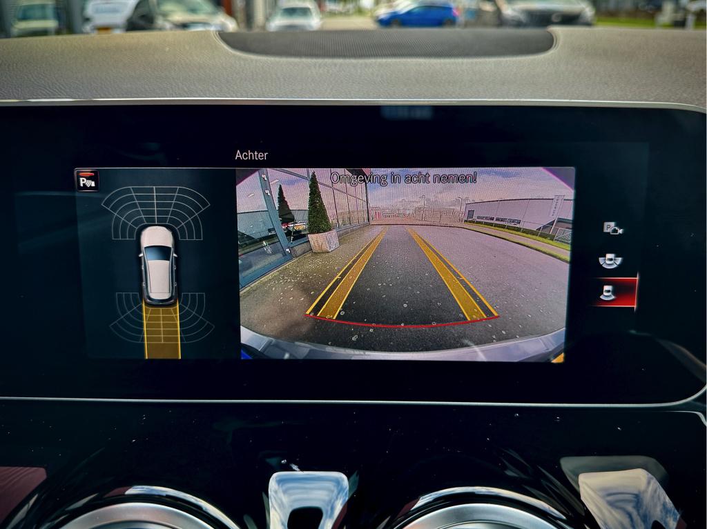 Mercedes-Benz B-Klasse 180 launch edition premium plus