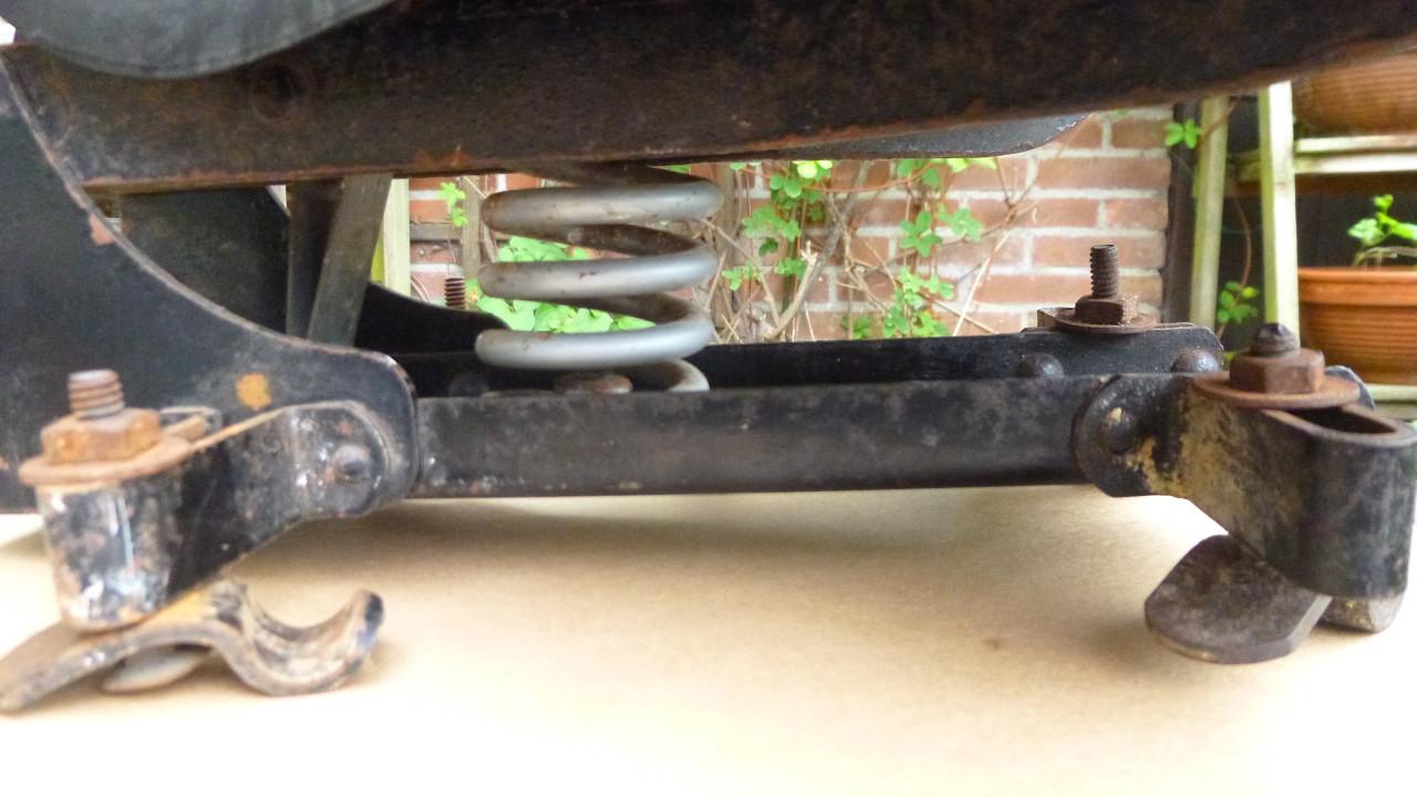 Zweefzadel voor Oldtimer motorrijwiel