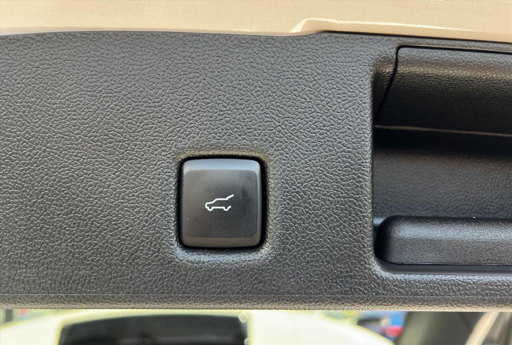 Ford Kuga 2.5 phev e-cvt 225pk vignale , trekhaak , winterpack met voorruit