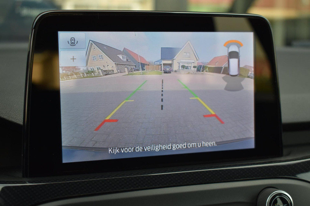 Ford Focus wagon 1.0 ecoboost hybrid st line | panoramadak | apple carplay 