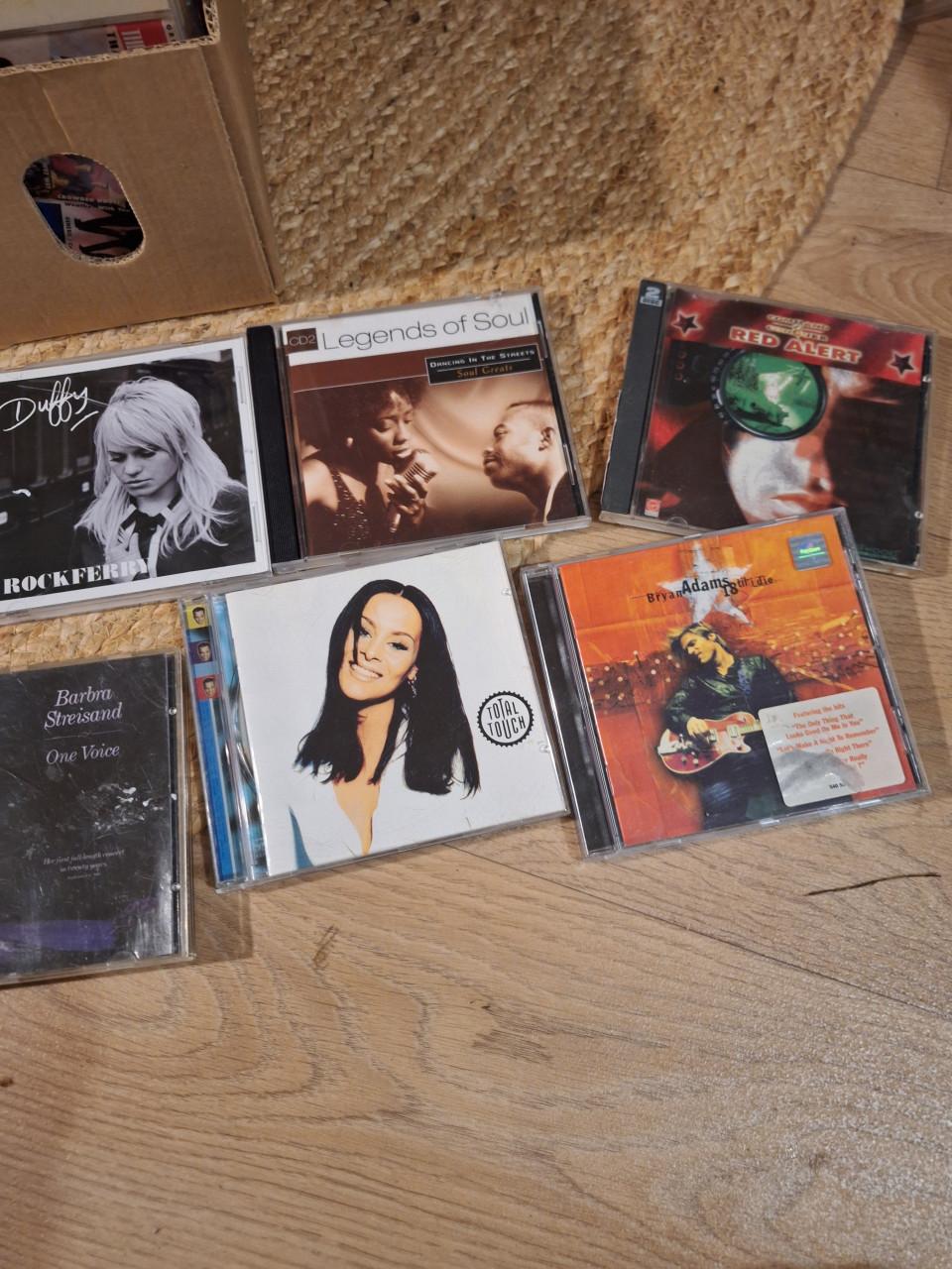 10 diverse cd's
