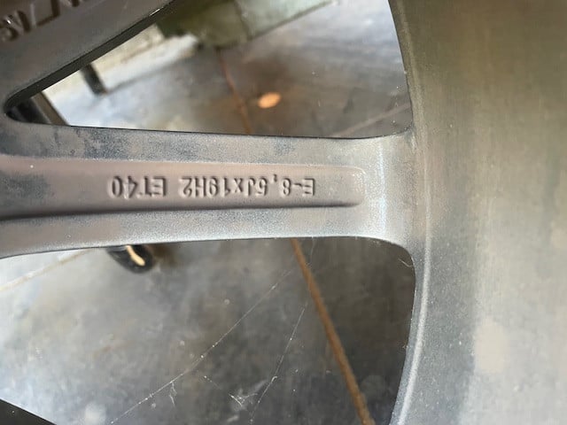 Mooie 19" Audi sport Velgen + Banden