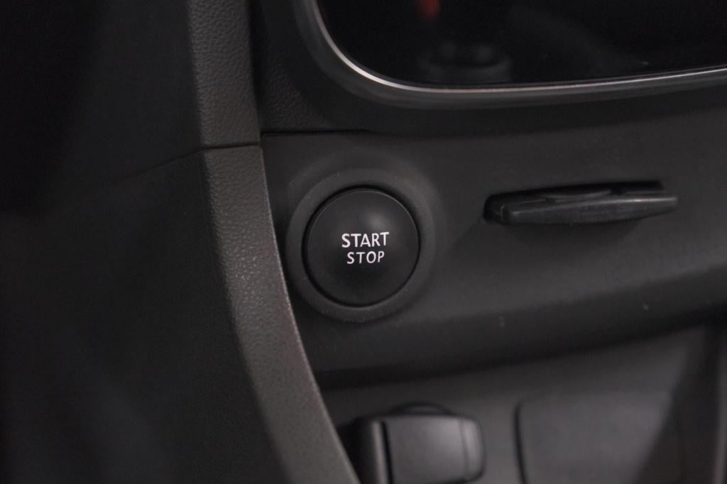 Renault Clio tce 90 limited | trekhaak | parkeersensoren | navigatie