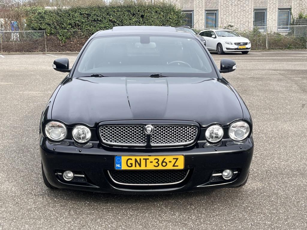 Jaguar Xj 4.2 v8 executive