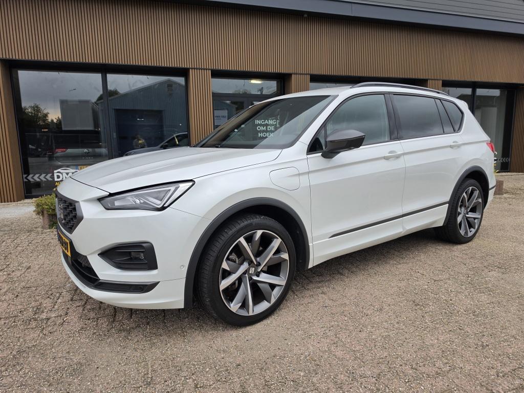 Seat Tarraco 1.4 tsi ehybrid | phev | soh 94% | led | kuipstoelen | 245 pk 