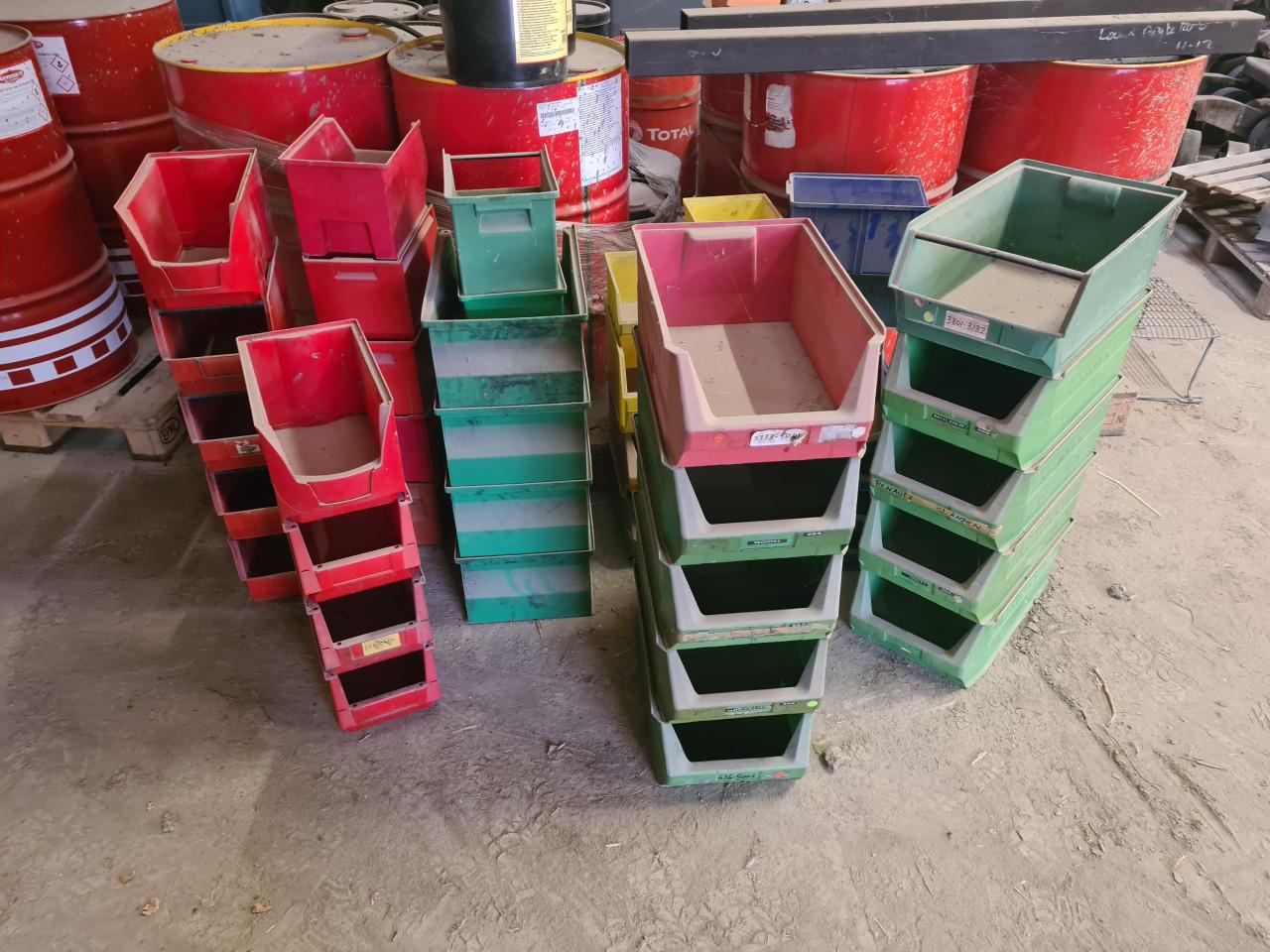 Magazijnbakken bakjes grijpbakken