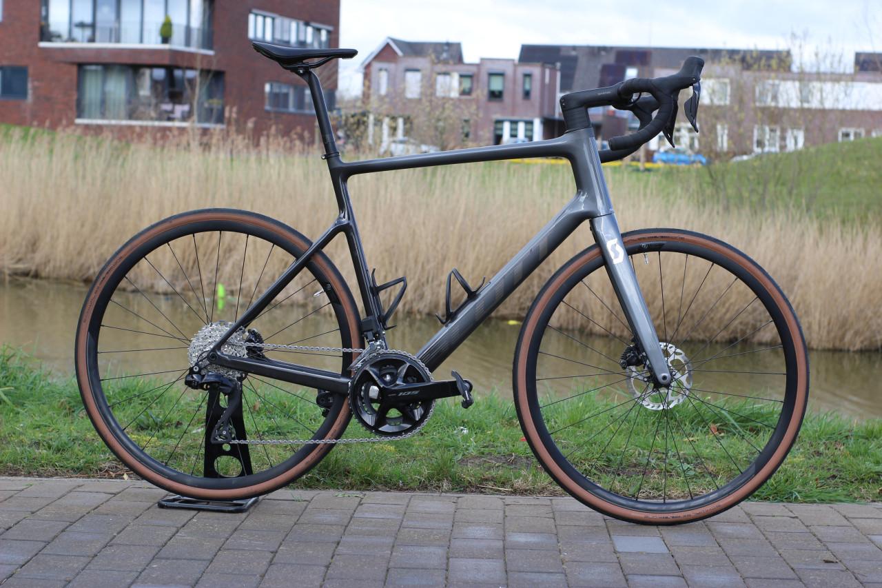 Scott Addict 20 grey XXL 61cm 105 Di2 12 speed