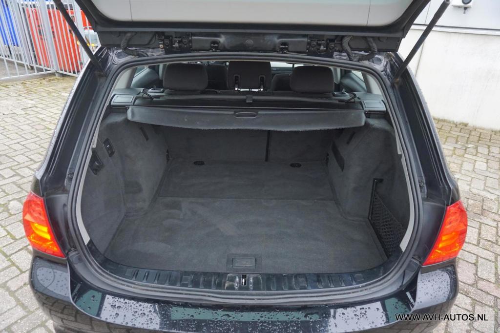 BMW 3-serie touring 318i corporate lease business line