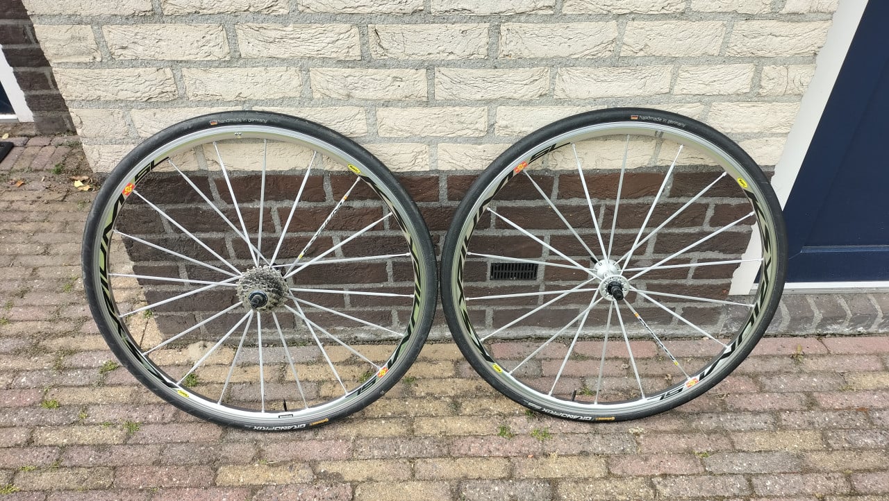 Ksyriym SL SSC wielset