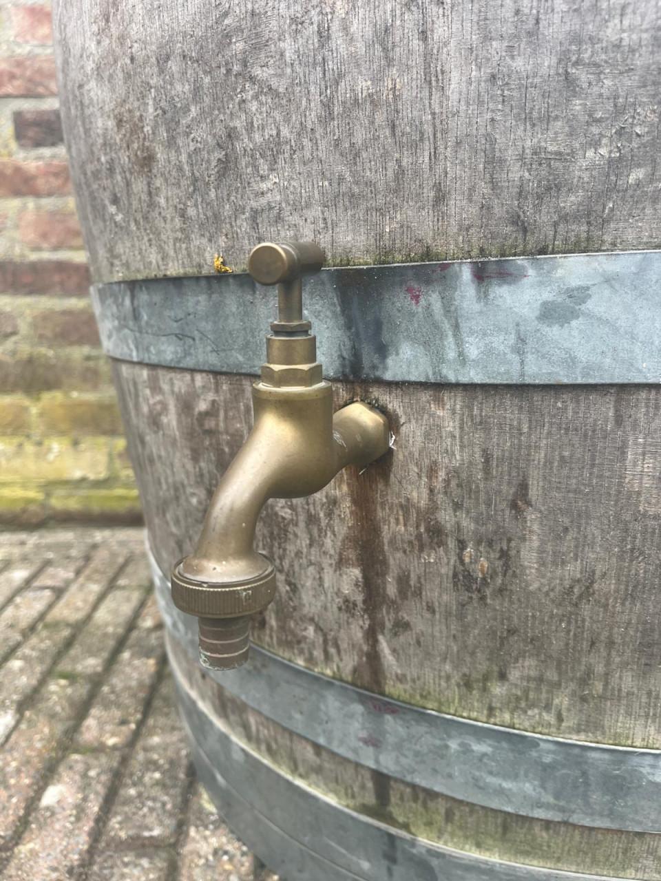 Luxe eiken regenton 228 liter - messingkraan - Bordeaux wijnvat