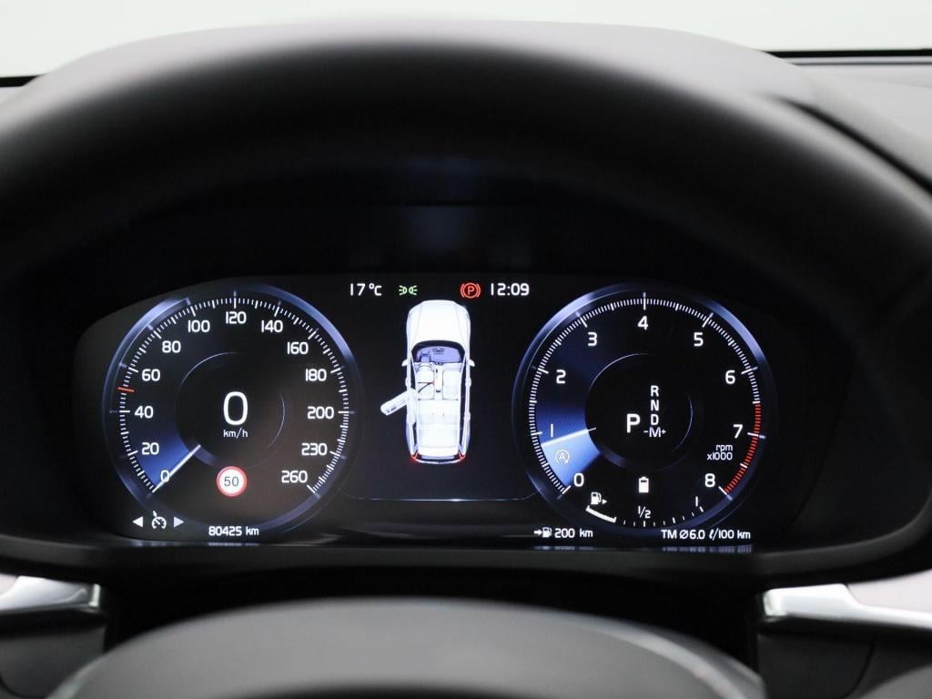 Volvo V60 b3 core dct | automaat | navigatie | virtual cockpit  | climate c
