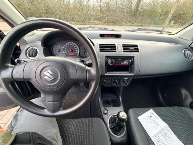 Suzuki Swift 1.5 gls