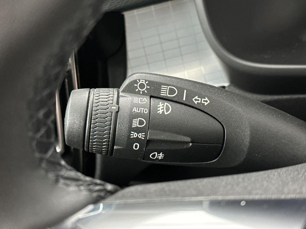 Volvo XC40 t4 211pk recharge inscription| camera| navi| trekhaak| pdc