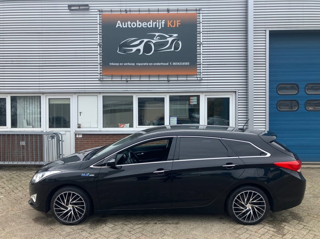 Hyundai I40 wagon 1.6 gdi blue i-vision nav-camera