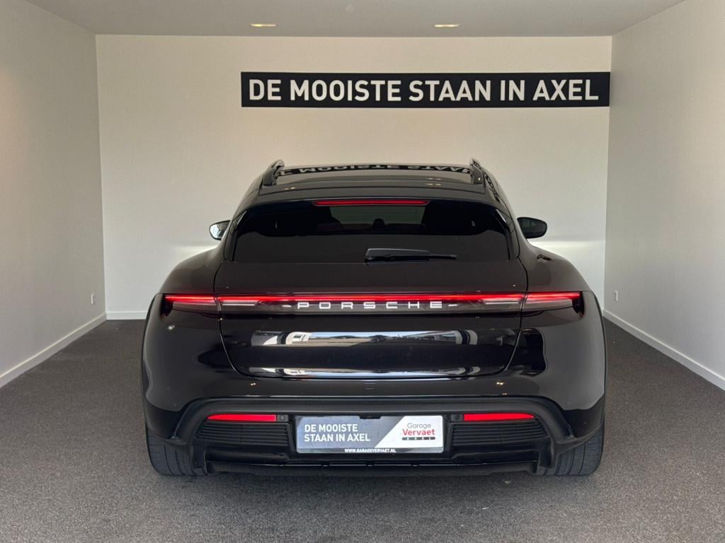 Porsche Taycan cross turismo 4 93 kwh