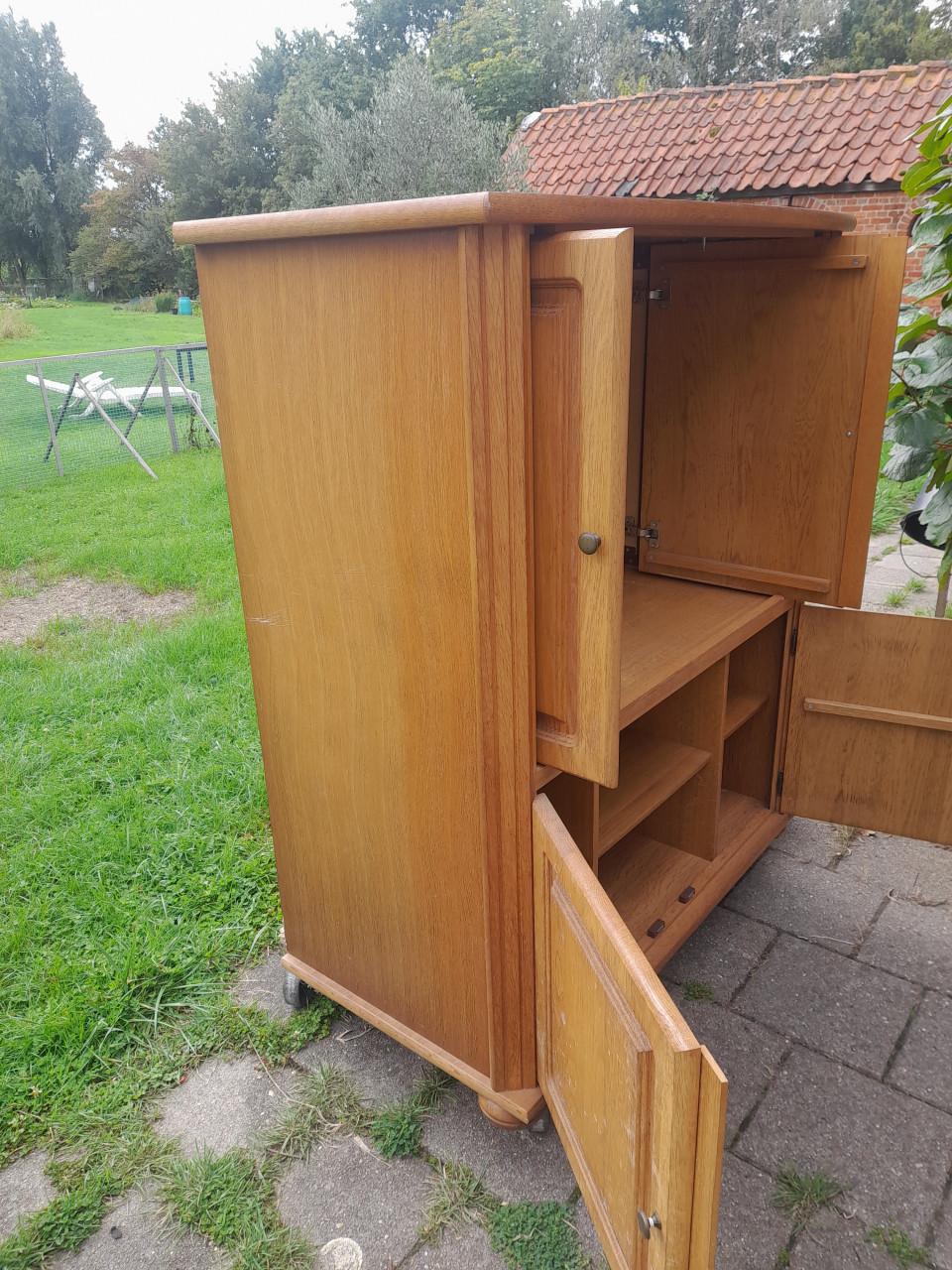 Gratis grenen kast