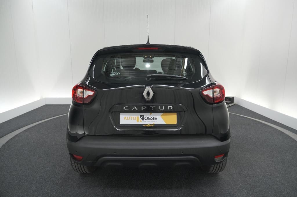 Renault Captur tce 90 limited | parkeersensoren | navigatie | airco | cruis