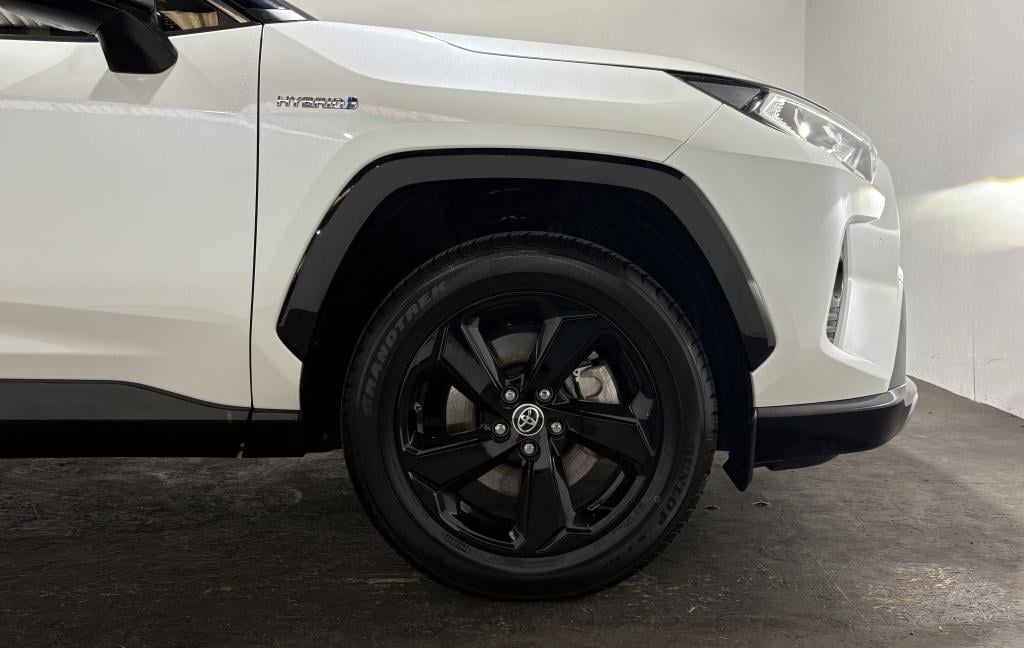 Toyota Rav4 2.5 hybrid awd style