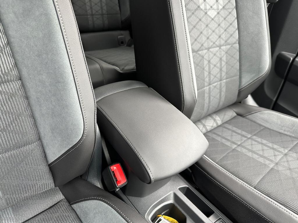Volkswagen T-roc 1.5 tsi 150pk dsg r-line | camera | keyless | elek. achter