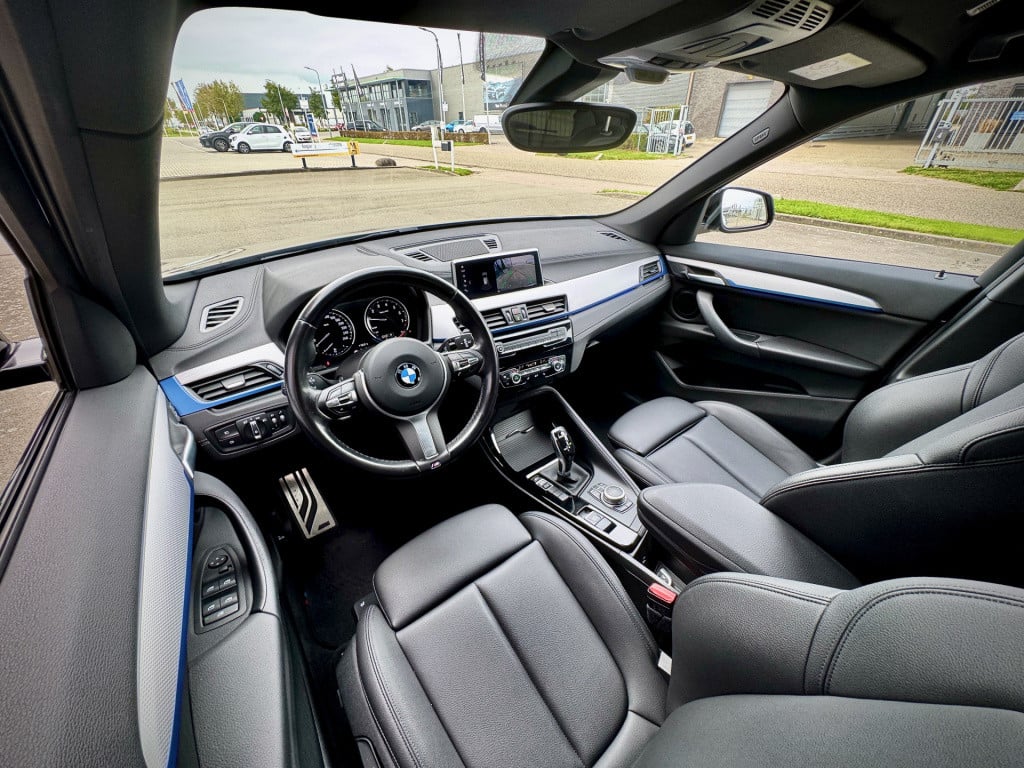 BMW X1 sdrive18i high executive navi ecc cruise leder