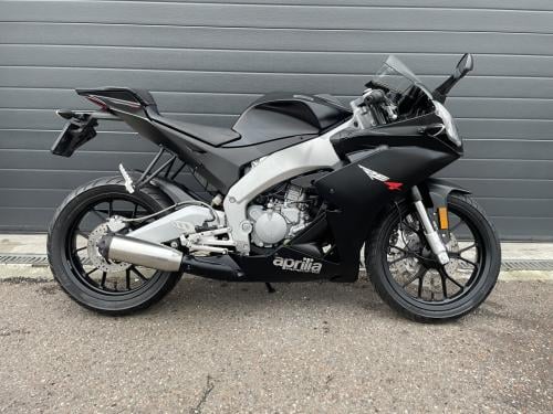 APRILIA RS4 50 SCHAKELBROMMER